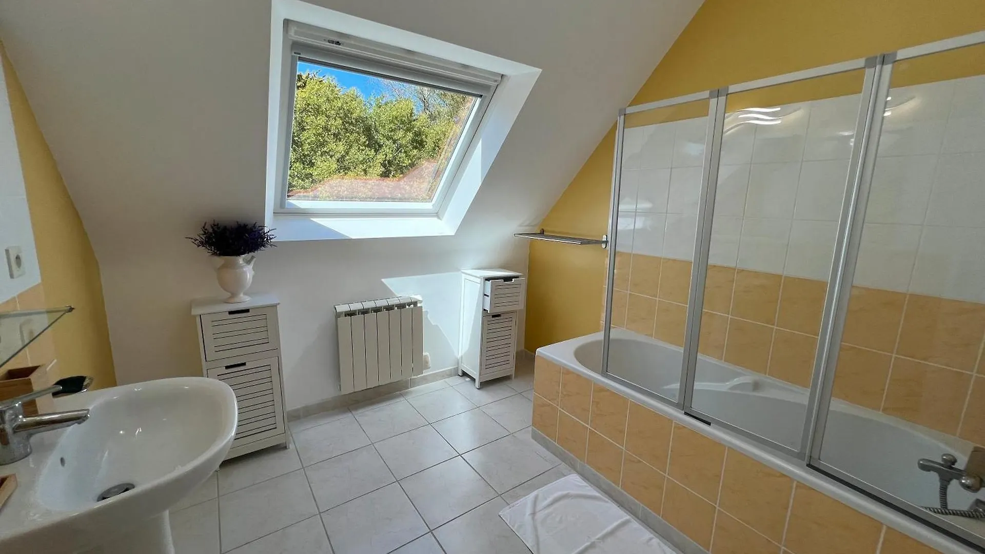 Maison De Charlie Madame Est Servie Trégastel Tatil Evi